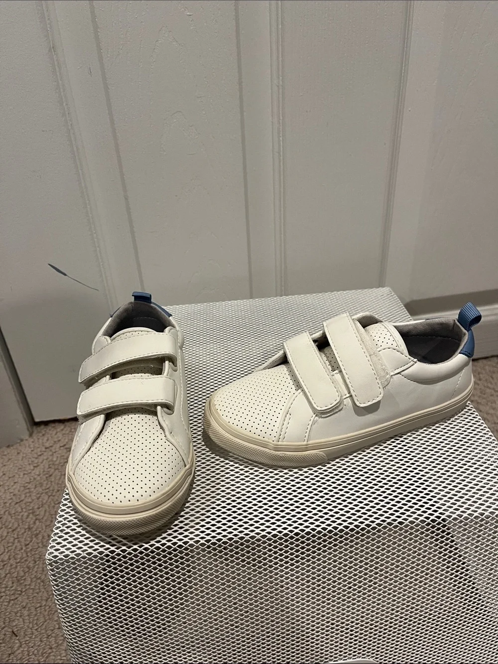 Old Navy White Kids Velcro Sneakers with Blue Heel Tab